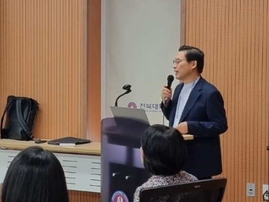 7681b0eafd07eb353e95a43e823034af_1723766