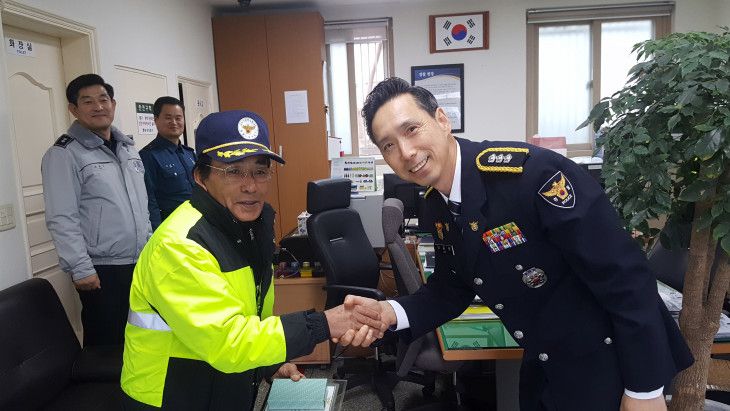 19ec8707f9be82959d5d9911265a743c_1513834
