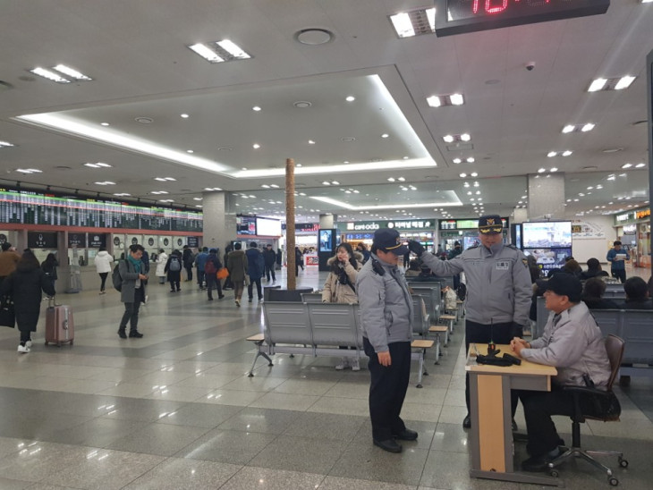 0c5eaf4394bedaf374a5979492e7149b_1518056